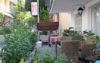 Elsi Hotel Римини Екстериор снимка